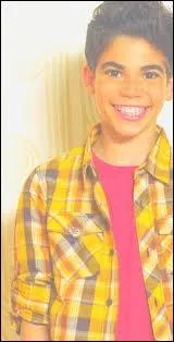 Et quelle est sa coupe dans  Bonne chance Charlie  ?