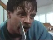 Dans le téléfilm à sktechs "Body Bags", dans quel sktech Mark Hamill joue-t-il le rôle principal ?