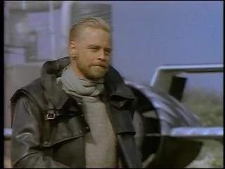 De quelle année date le film "Slipstream" où Mark Hamill a joué le cynique et terrifiant Will Tasker avant de se tourner principalement vers le doublage (bien que tournant occasionnellement en prises de vues réelles) ?