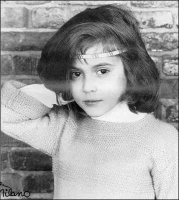 Alyssa Milano est-elle fille unique ?