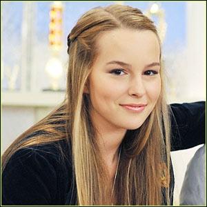 Quel personnage Bridgit Mendler a jou dans la srie Bonne Chance Charlie ?