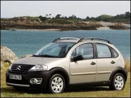 Comment se nomme cette version rehausse de la premire gnration de Citron C3 ?