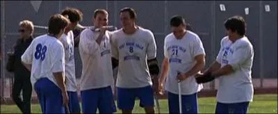 Nous sommes dans le film  American Pie . Quel sport pratique cette quipe ?