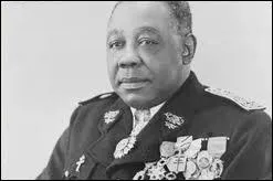 Félix Éboué fut le premier homme noir à être inhumé au Panthéon. Qui fut le second ?