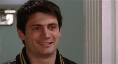 Qu'annonce Nathan  Haley  la fin de la saison ?