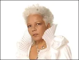 Qui est cette chanteuse  qui l'on doit 'La lambada' ?