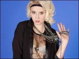 Naomie ne peut rien faire avant d'avoir eu... .