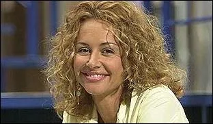 Quel professeur Irne rencontre-t-elle en premier (Sauf Alicia) ?