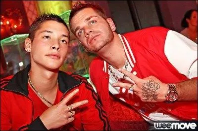 Qui est avec Keen'V sur cette image ?