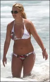 Qui est cette star interprte du titre 'Oups i did again' ?