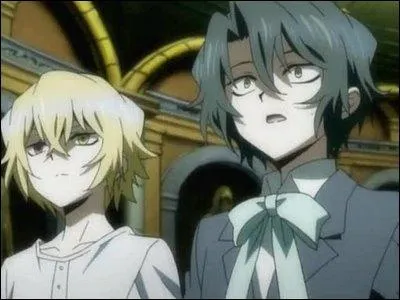 Qui est sur l'image avec Gilbert ?