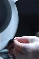 Vers la fin des annes 2000, ils n'taient plus que cinq ou six  Paris,  rsistants de la lame . Ils sont les...