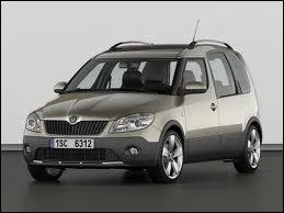 Le Skoda Roomster se dcline lui aussi en version 4X4. Il prend alors le nom de ...