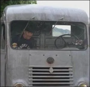 Livreur de charbon occasionnel et empress, dans une comdie crite et ralise par Jean Girault en 1967 ... .