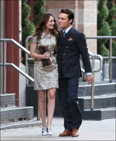 Au dbut de la saison 3,  quel jeu jouent Blair et Chuck ?