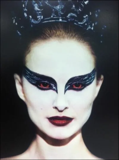  Black Swan  film sur les rivalits dans la troupe du New York City Ballet , Nina est interprte par :