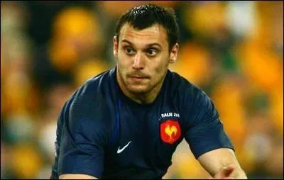 Lionel Beauxis occupe les postes de demi d'ouverture ou arrire au Stade toulousain. Il est galement membre de l'quipe de France de :