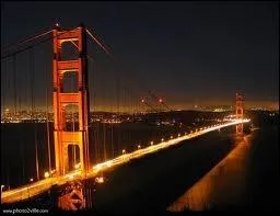 Dans quel pays peut-on admirer le pont suspendu Golden Gate Bridge ?