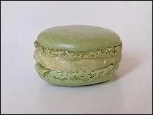 Laquelle de ces villes n'a pas de macaron pour spcialit ?