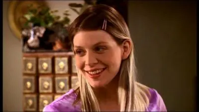 Quelle actrice joue Tara MaClay ?