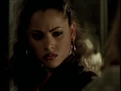 Quelle actrice joue Kendra ?