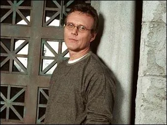 Quel acteur joue Rupert Giles ?