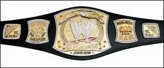 Qui est champion de la WWE au mois de juin 2012 ?