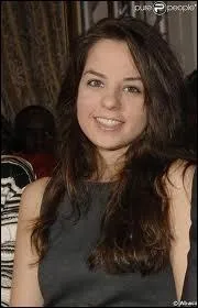 De quel acteur franais, Anoushka, est-elle la fille ?