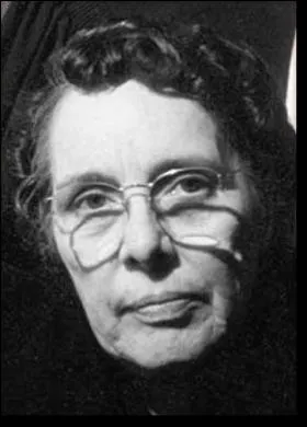 De combien de meurtres fut accuse Marie Besnard, dite  la bonne dame de Loudun  ?