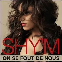 Dans quelle chanson peut-on entendre :  Ces les mmes pages qui dfilent, les mmes qu'on rcite... cette chanson est son 2eme single.