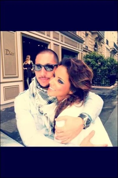 Quelle chanson a t-elle chante en duo avec K. Maro ? On peut y entendre :  Filent filent filent filent filent les kilomtres... 