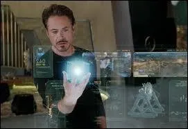 Comment Tony Stark nomme-t-il la voix de son ordinateur ?