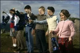 Nous sommes les enfants qui ont jou aux naufrageurs, nous nous appelons ...