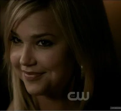 Comment s'appelle la meilleure amie de Stefan ?