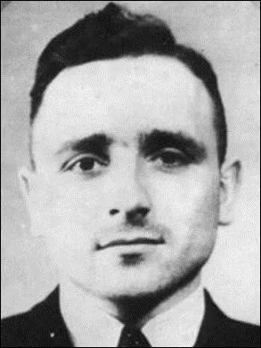 Surnomm le  boucher de Lyon , il a t condamn pour crime contre l'humanit en 1987. Il meurt en 1991, alors g de 77 ans :