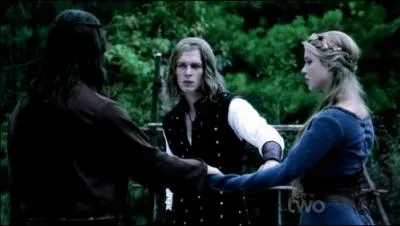 Quels sont les trois prnoms des originels principaux ?