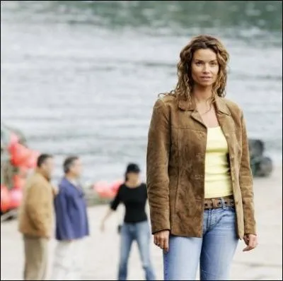 Quelle est l'intrigue  la fin du troisime pisode ?