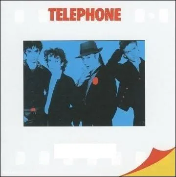 Quel nom porte cet album de Tlphone ?