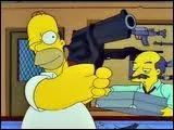 Dans un pisode, Homer veut acheter une arme  feu. Que doit-il faire pour l'obtenir ?