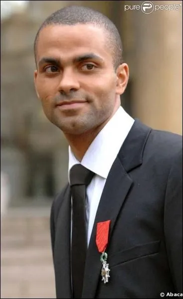 Dans quel club joue Tony Parker ?