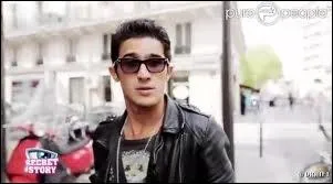 La premire lettre du nom de famille de David est un S. Quel est ce nom ?