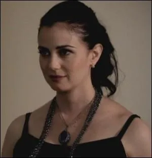 Qui est la mre d'Elena ?