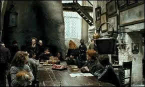 Comment s'appelle ce pub ?