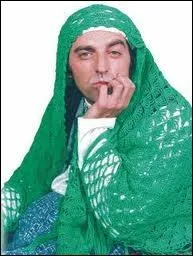 Pour terminer ce quiz, je vais vous demander si les artistes suivants faisaient ou pas partie de la classe... Elie Kakou faisait-il partie de l'mission ?