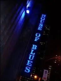 Qu'est-ce qui est faux sur le House of Blues Chicago ?