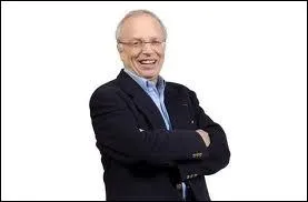 Comment s'appelait ce socitaire ?