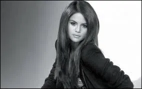 Il n'y a pas lontemps elle tait  l'anniversaire de...