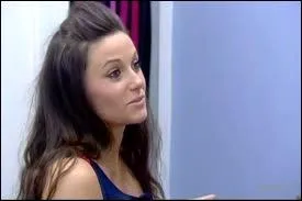 Est-ce qu'elle a le mme ge que Yoann ?