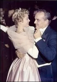 Voici Grce et Rainier de Monaco dansant  l'un des Bals annuels de la Principaut les plus connus, qui se nomme le Bal... ?