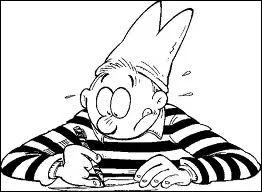 Ses quiz sont ponctus de fautes normes et inadmissibles , c'en est effarant !